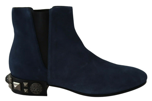 Schicke blaue Wildlederstiefeletten mit Nietendetails