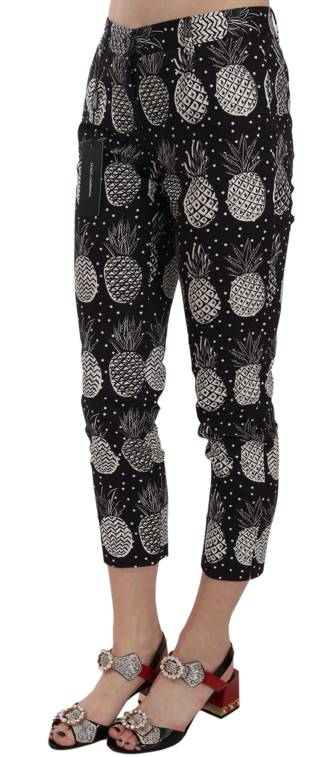 Schicke schwarze Skinny Caprihose mit Ananas-Print