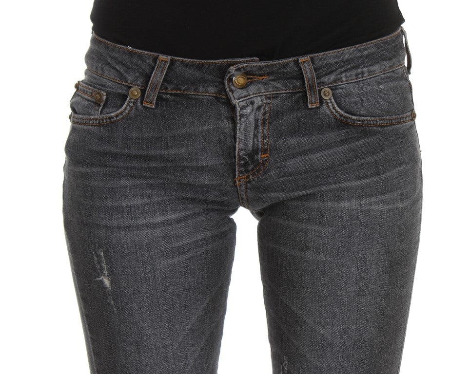 Slim Fit Jeans in verwaschenem Blau mit grünen Diamanten